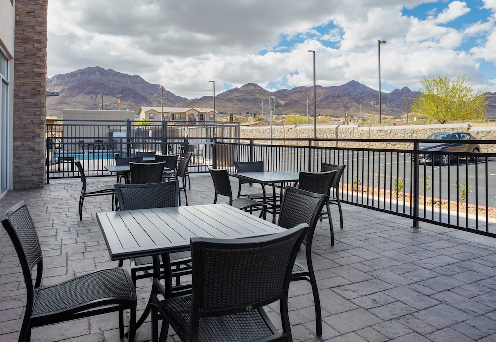 Holiday Inn Express & Suites El Paso North, an IHG Hotel 43/50
