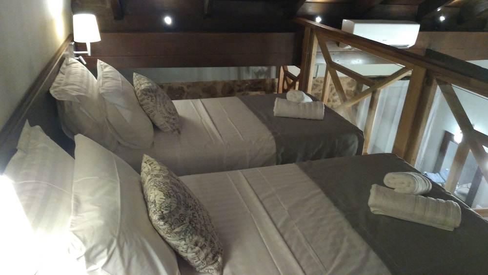 D'Argento Boutique Rooms 46/63
