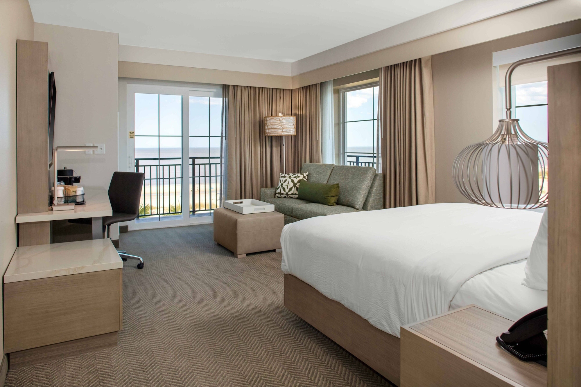 Deluxe, King Bed, Ocean Front, Balcony