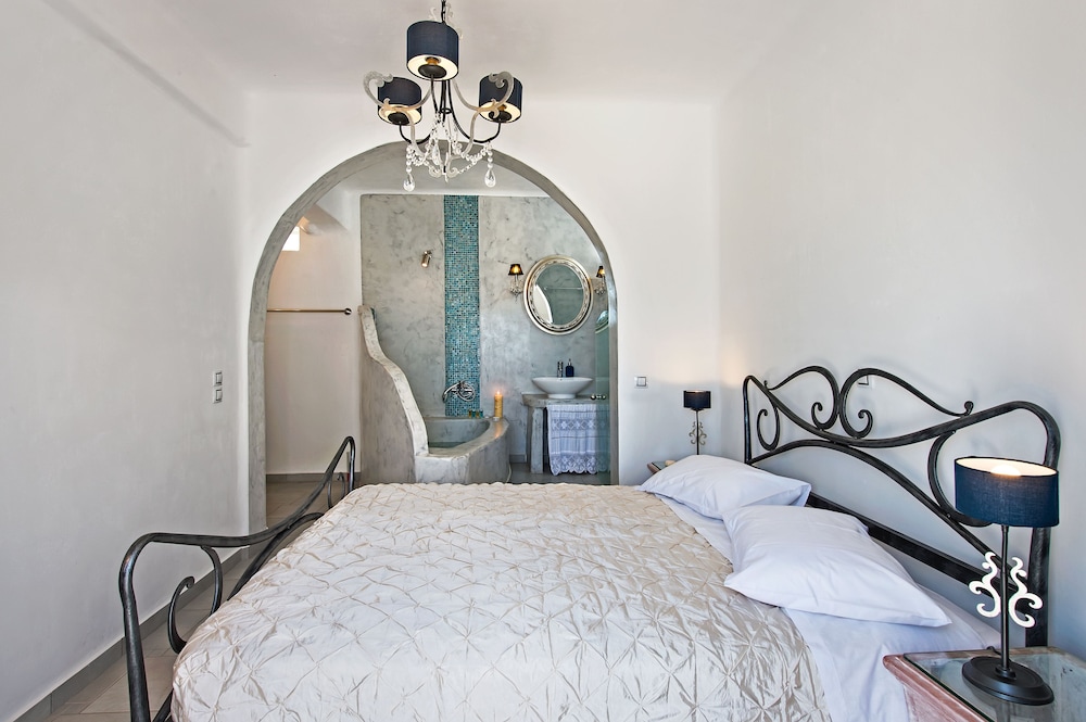 Felicity Villas Santorini Luxury House 11/43