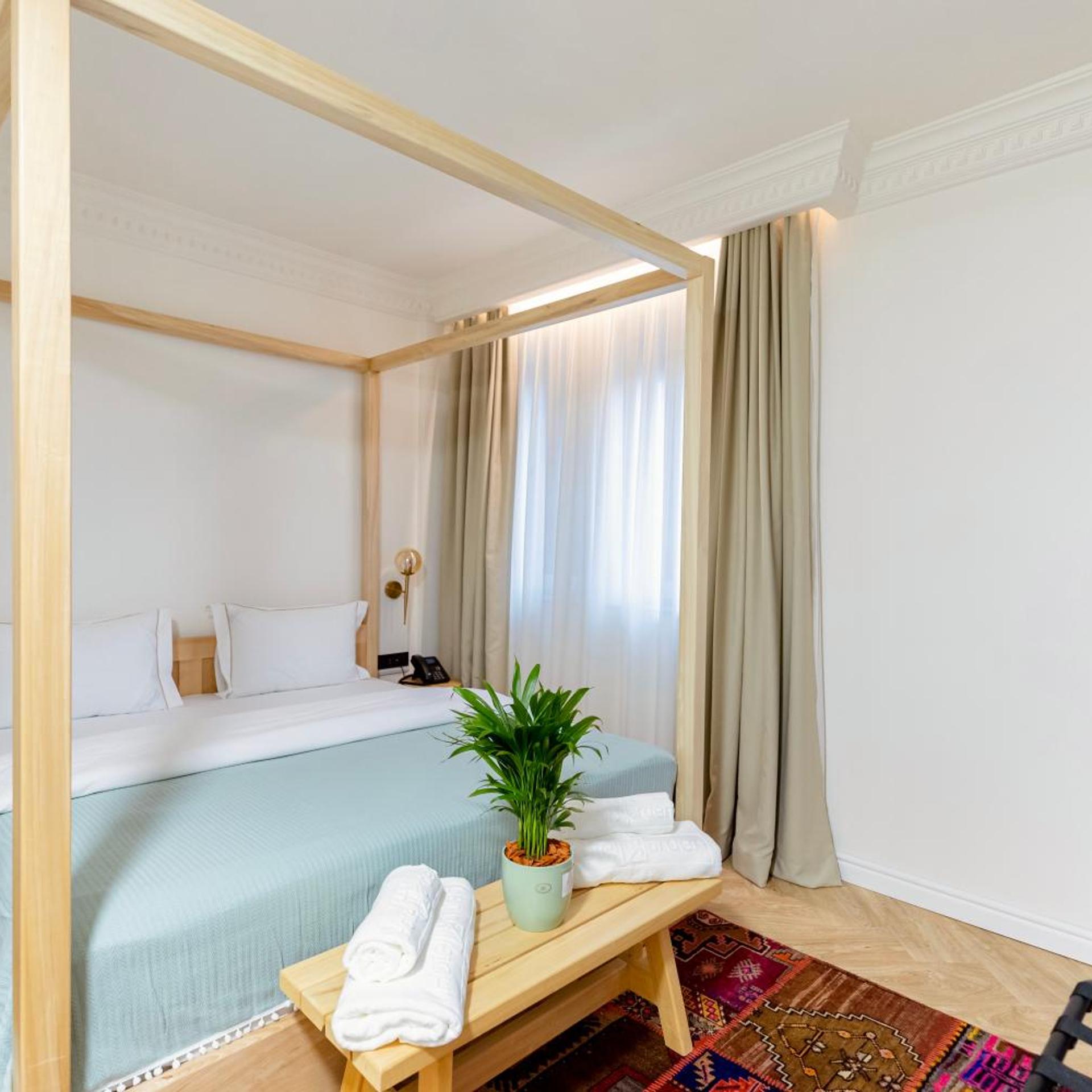 Garden Downtown Boutique Hotel Pristina 23/36