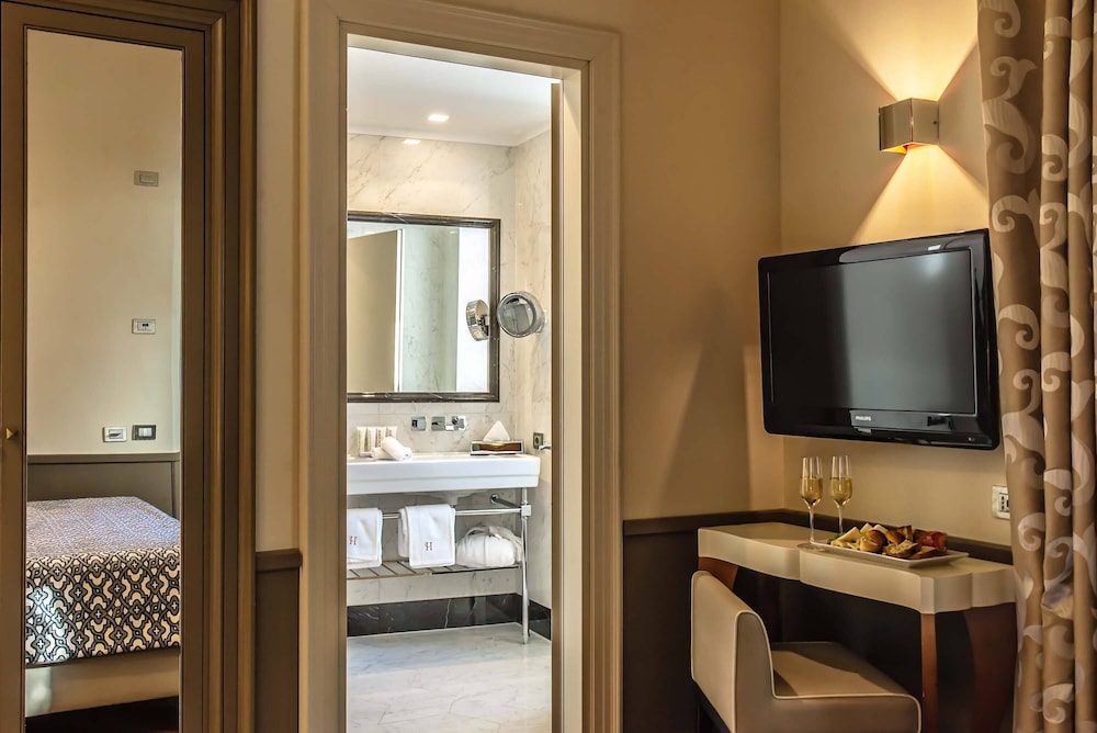Hotel Lunetta Rome 27/43