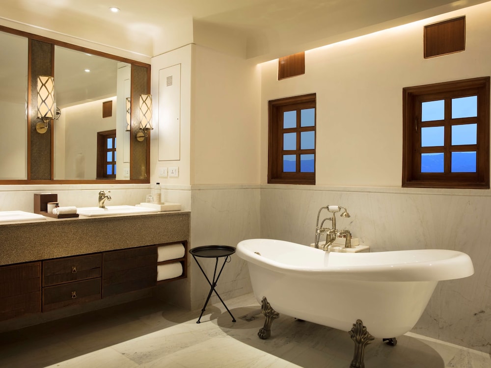 Alila Fort Bishangarh 75/76