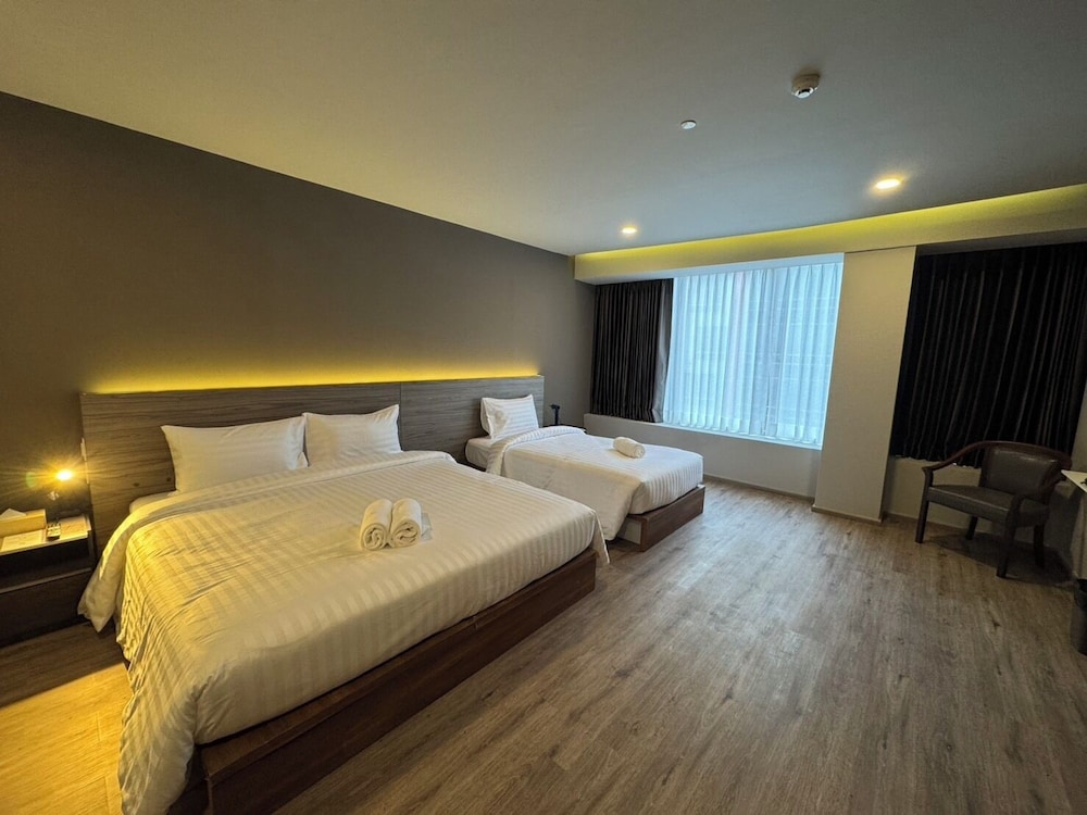 Hotel Manhattan Bangkok 13/50