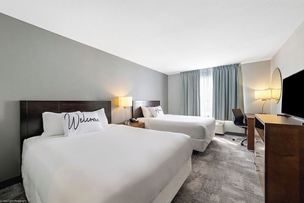 Home Inn and Suites Lloydminster 13/50