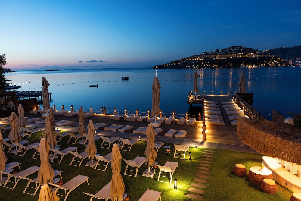 Arts Hotel Bodrum 68/71