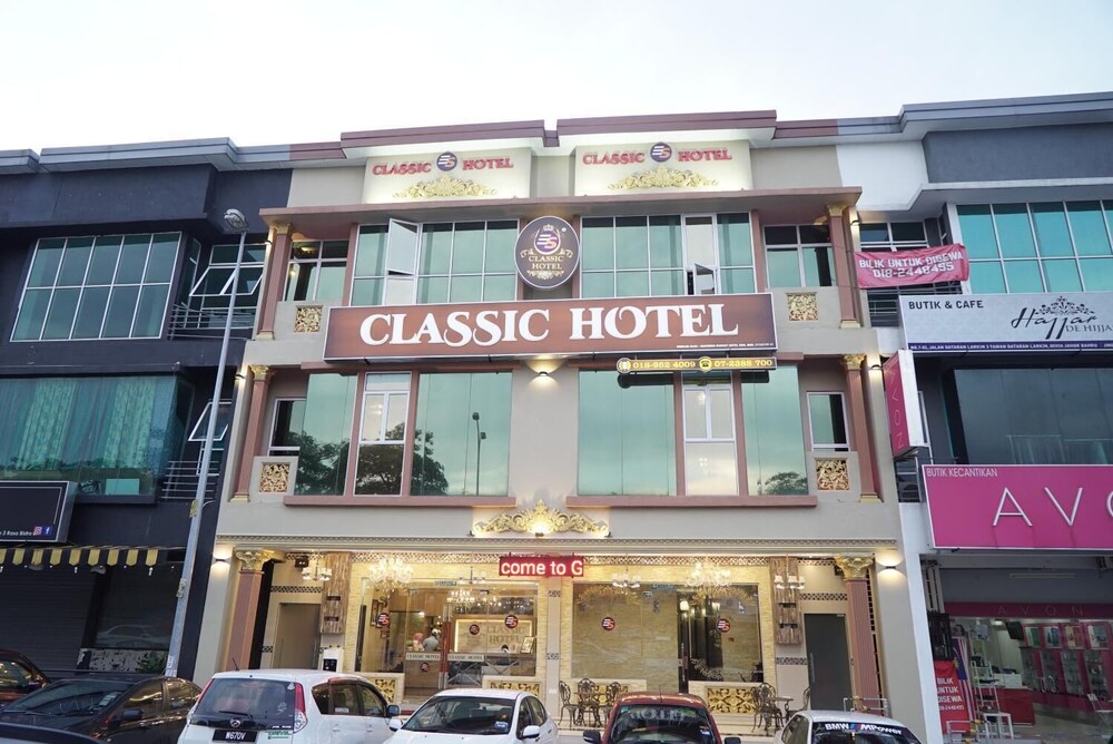 Ghazrin's Classic Hotel 4/53