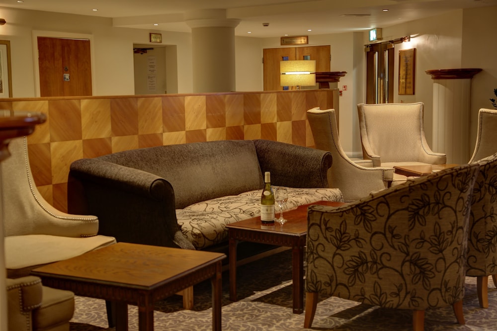 Mercure Sheffield Kenwood Hall & Spa 28/50