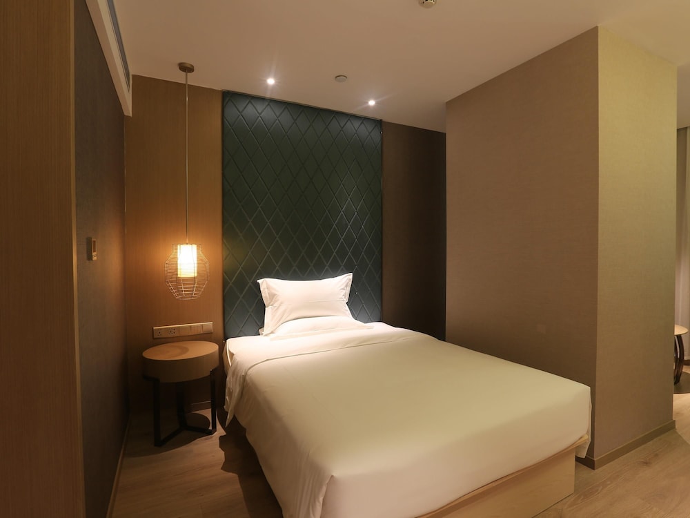 ibis Styles Xiamen Zhongshan Rd Walking Street Hotel 27/49