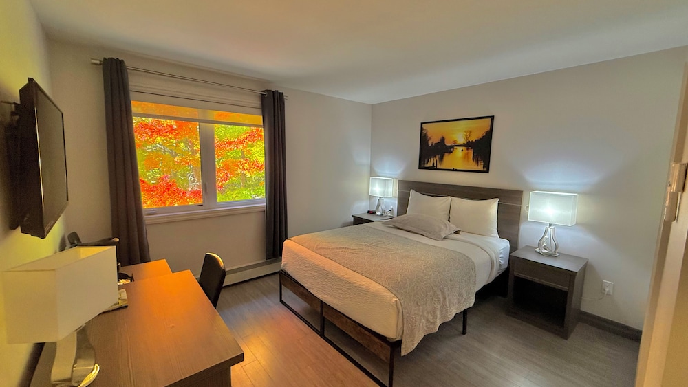 Amber Hotel 20/49