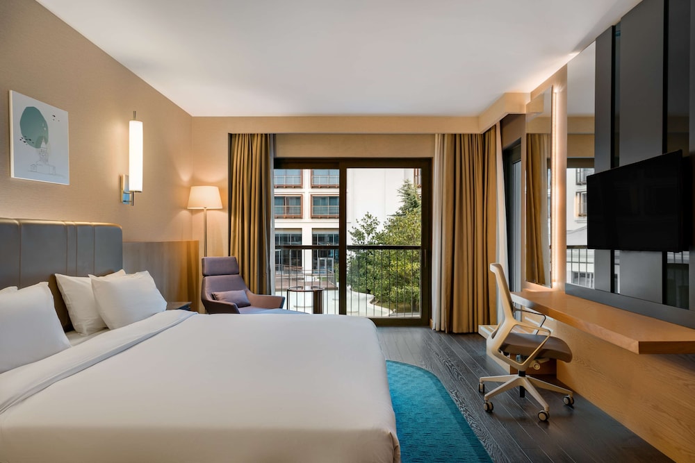 Suite, King Bed, Sauna, Terrace