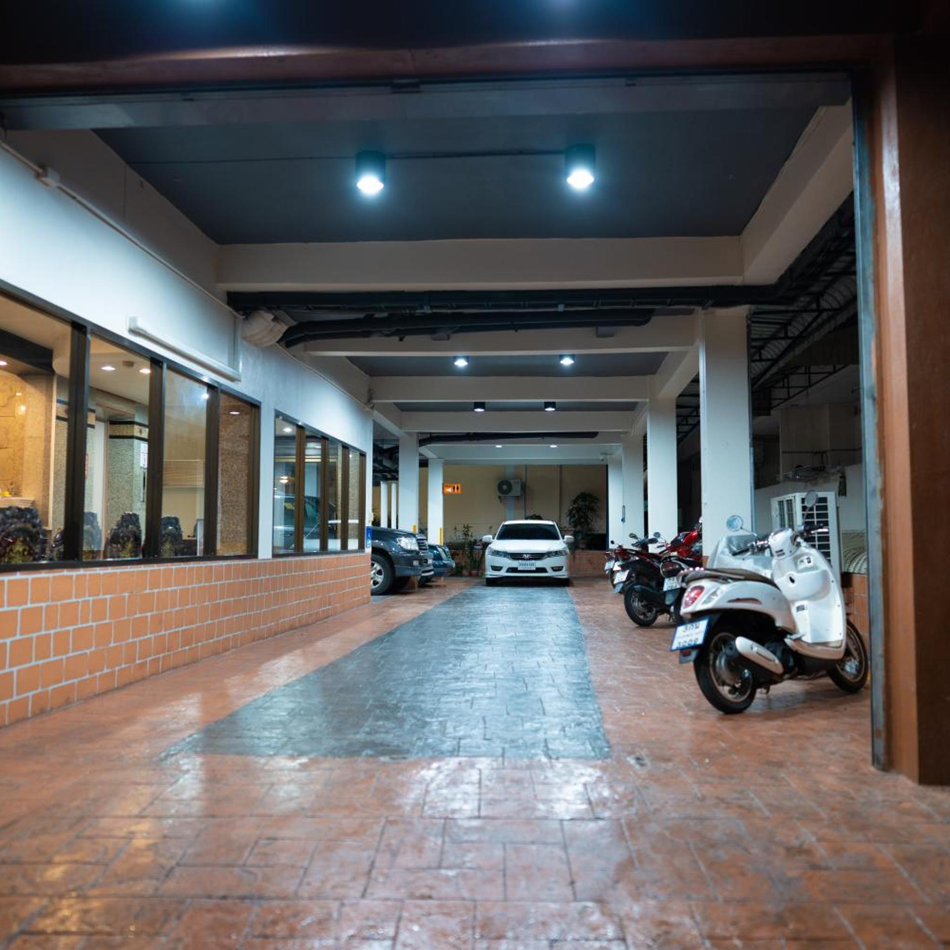 Betong Hello Hotel 34/38