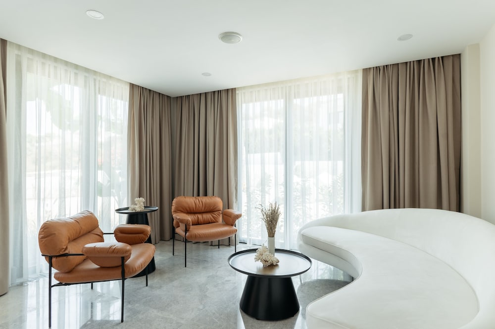 Astrid Hotel 46/63