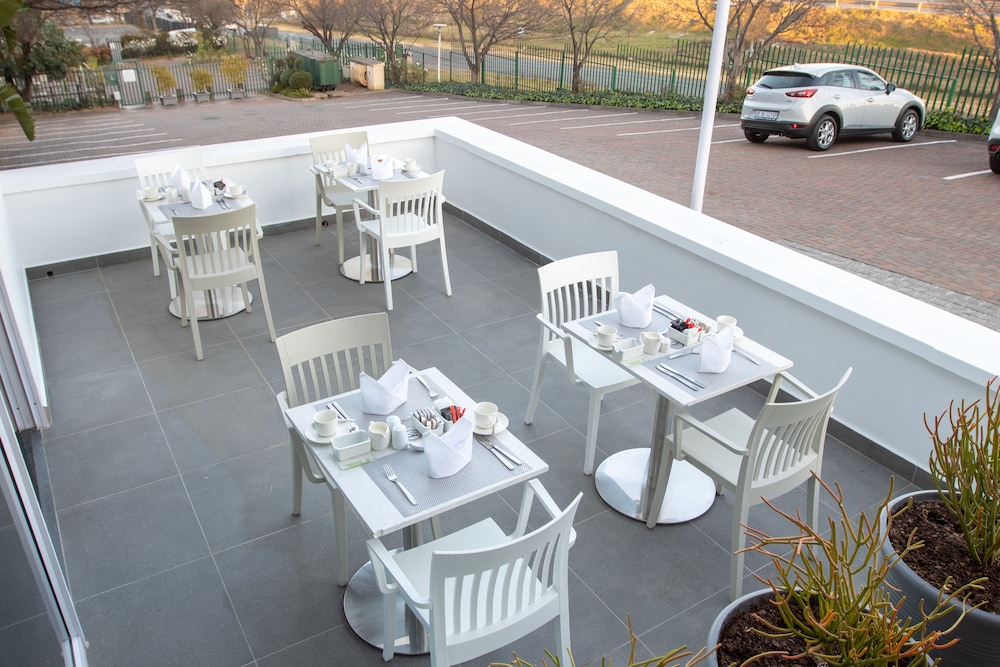Town Lodge Johannesburg Airport 37/39