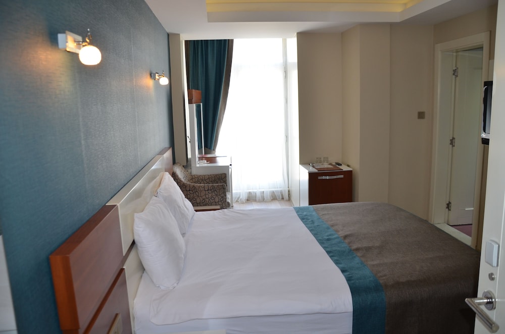 Grand Ahos Hotel Spa 11/28