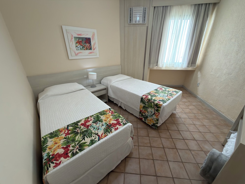 Ingleses Praia Hotel 17/50