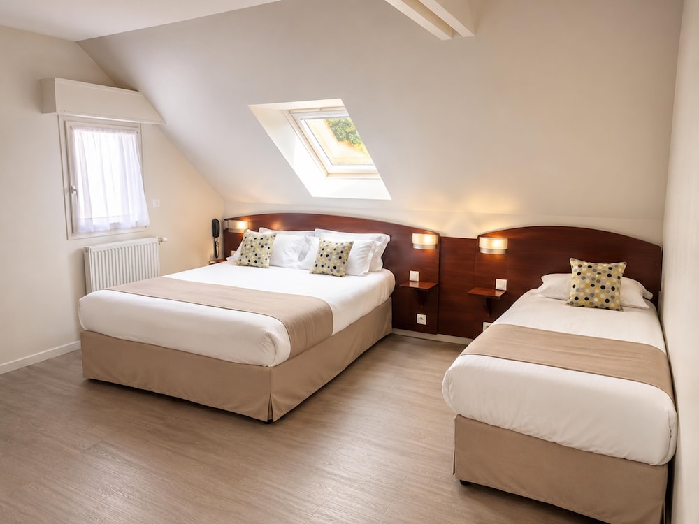 Kyriad Saint Malo Ouest Dinard 28/72