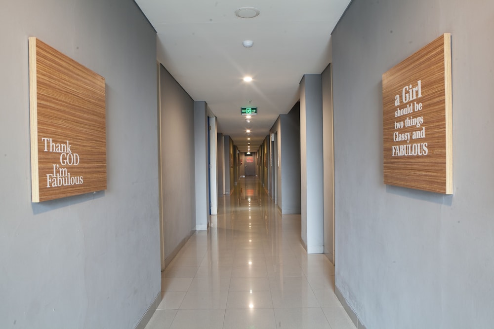 Indies Hotel Bandung 34/55