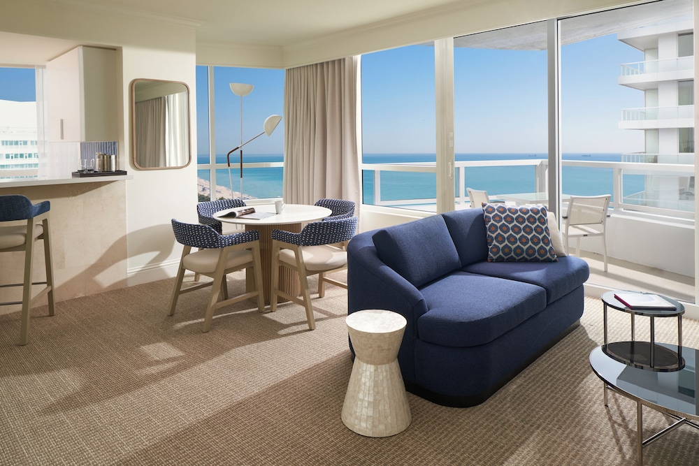 Fontainebleau Miami Beach 26/46