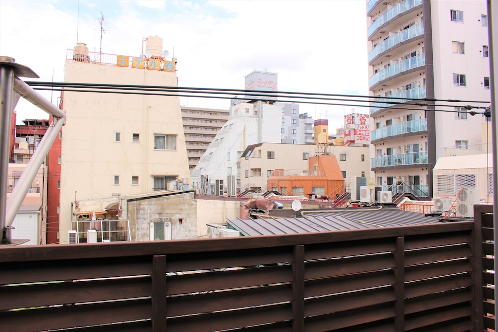 K's House Tokyo Oasis 68/74