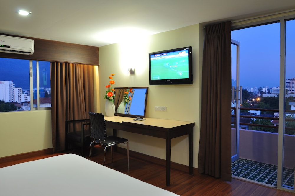 Mayflower Grande Hotel Chiang Mai 29/47