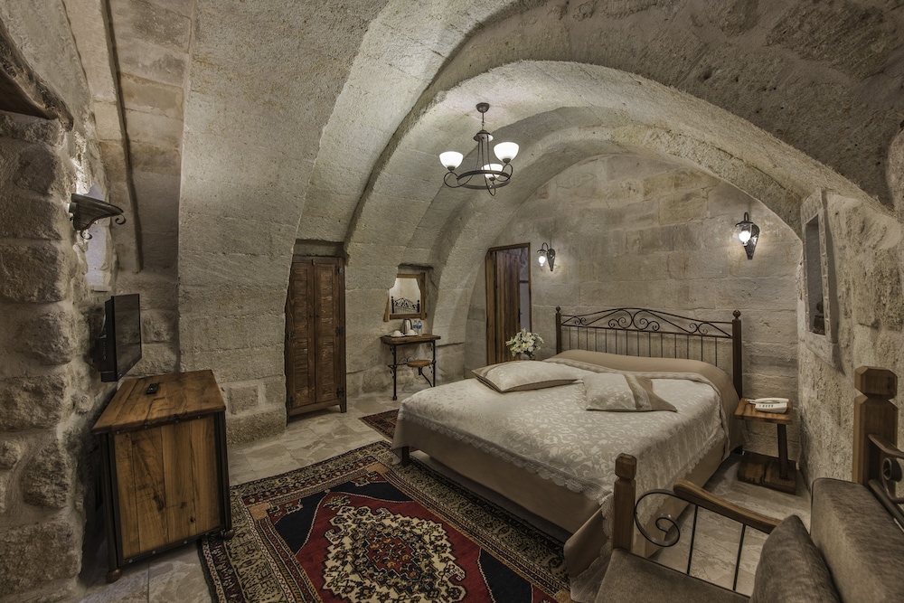 Aydinli Cave House 23/66
