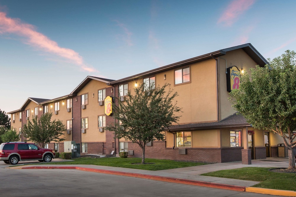 Super 8 by Wyndham Nampa 2/26