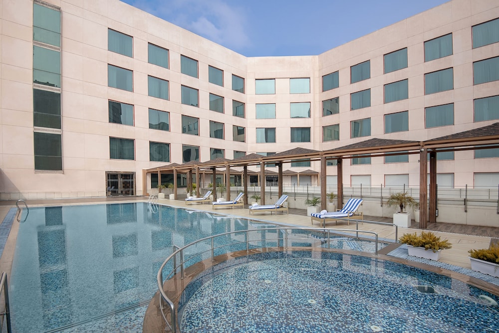 Radisson Blu Hotel Kaushambi Delhi Ncr 1/68