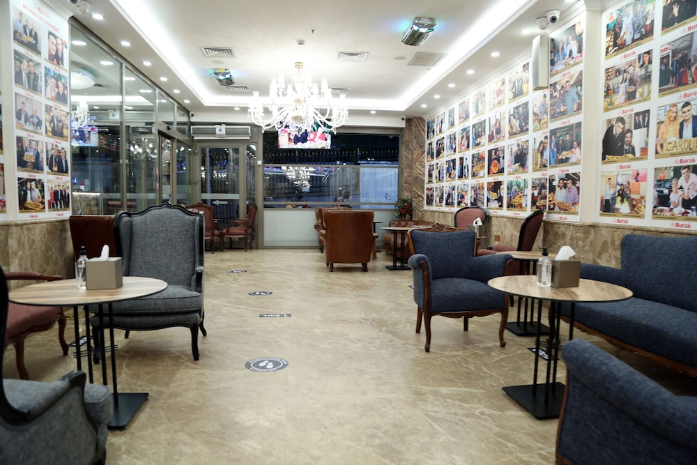 CZN Burak Hotel 54/74