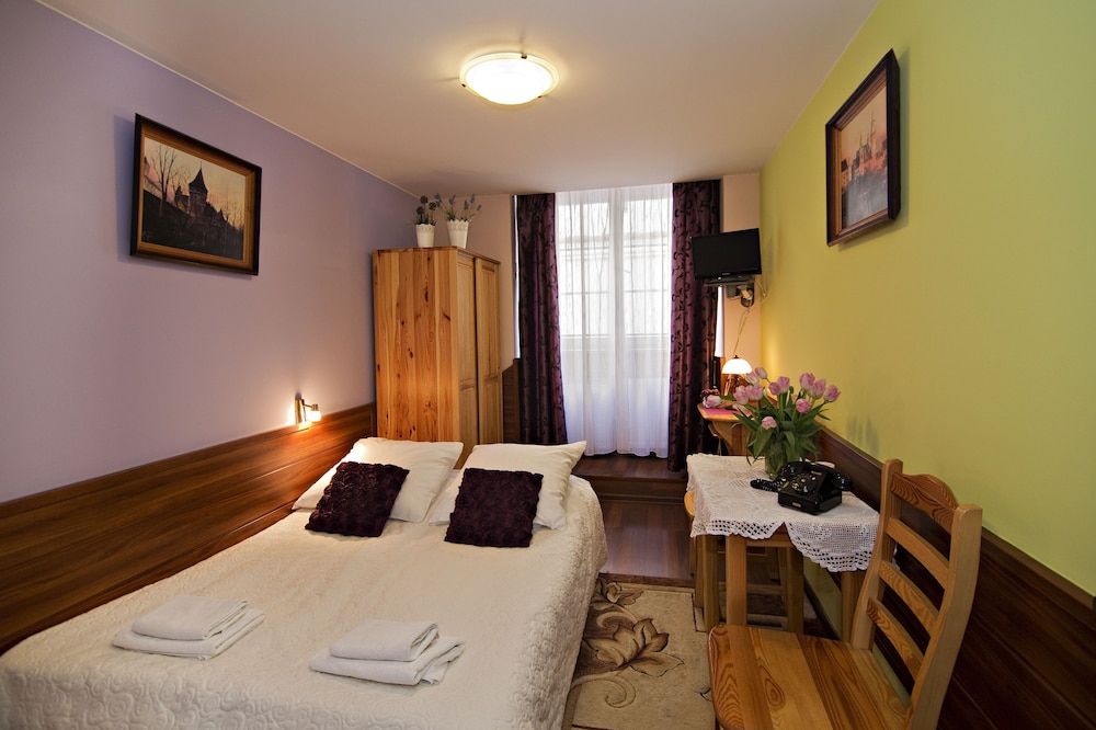 Unikat Guest Rooms 14/72