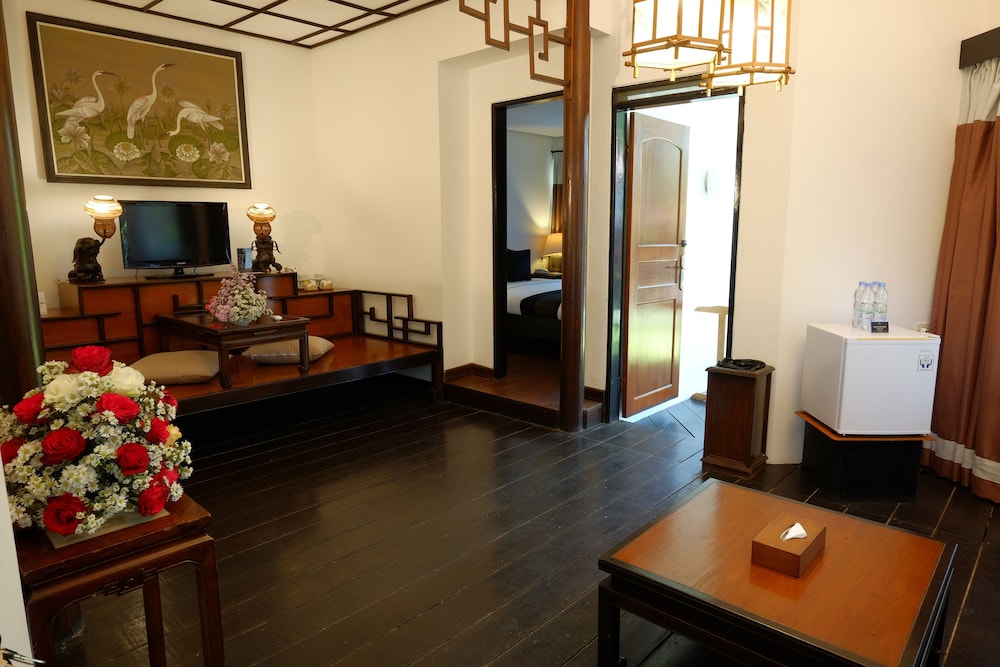 El Hotel Kartika Wijaya Batu 50/57