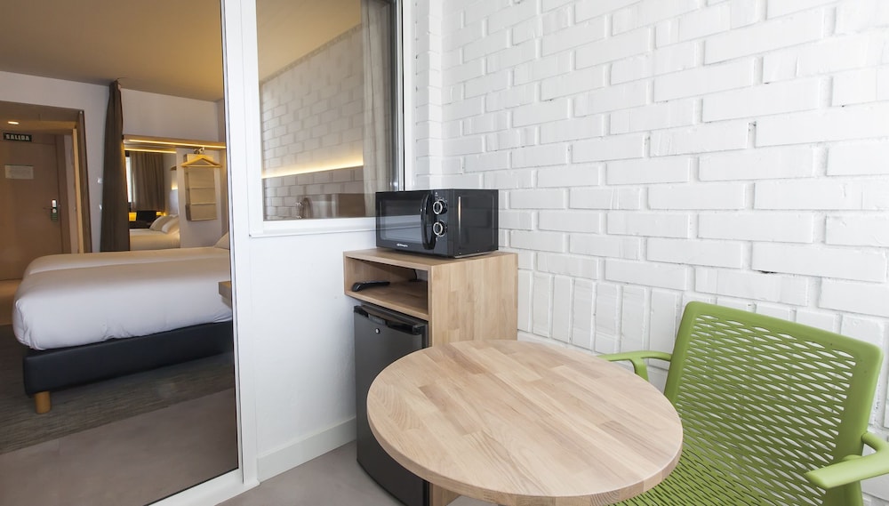 Hotel A Pamplona 29/32