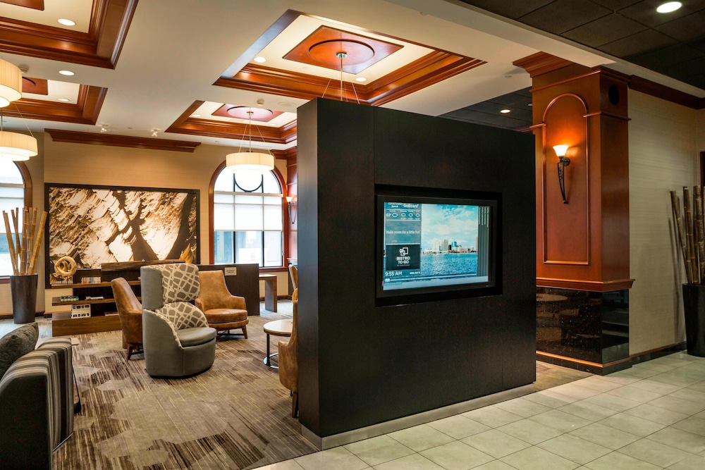 Courtyard by Marriott Norfolk Downtown 27/44