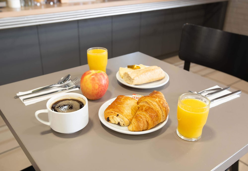 B&B HOTEL Louveciennes 44/56
