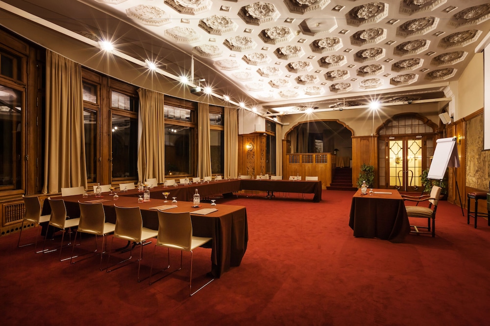 Hotel Schloss Pontresina Family & Spa 34/50
