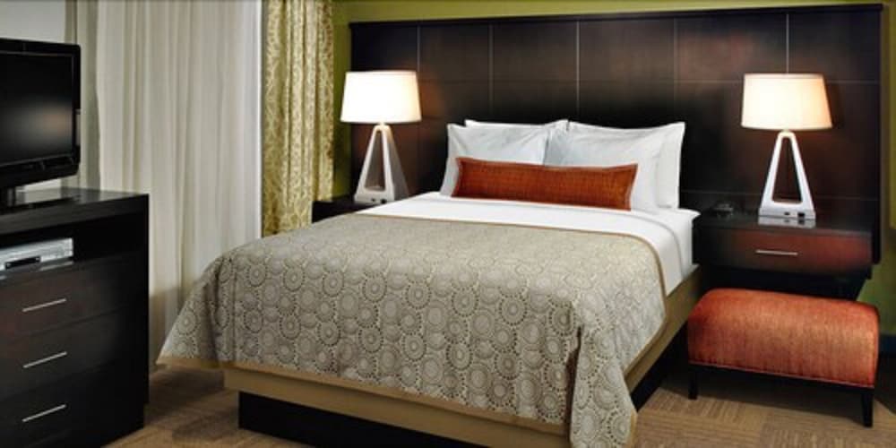 STAYBRIDGE SUITES ODESSA - INTERSTATE HWY 20 12/47