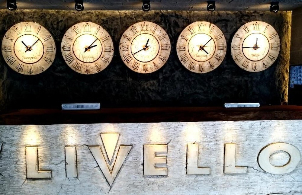 Livello Hotel 4/97