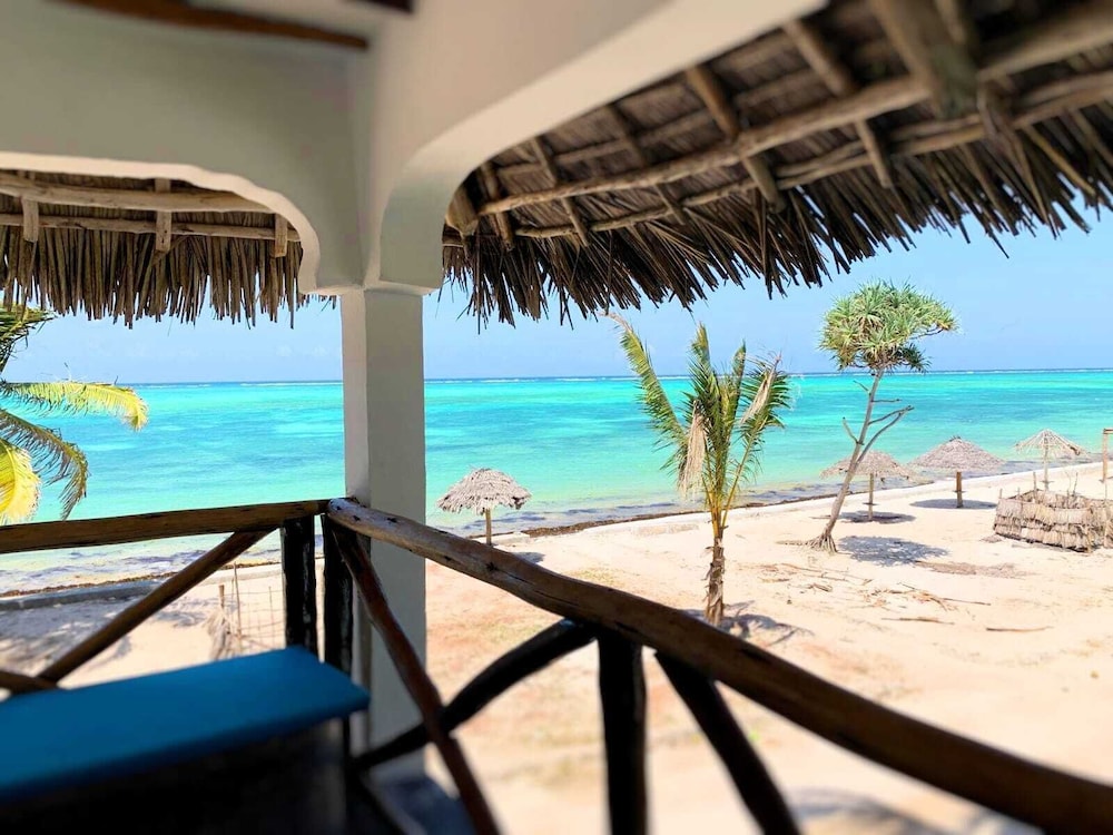 Nest Style Beach Hotel Zanzibar 46/59