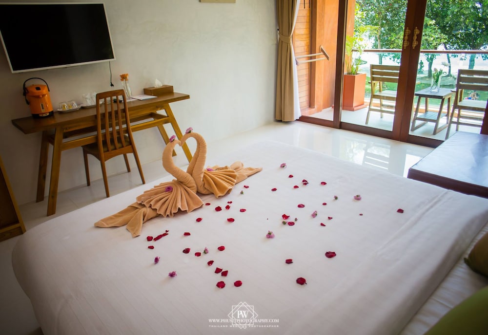Flora I Talay 32/75