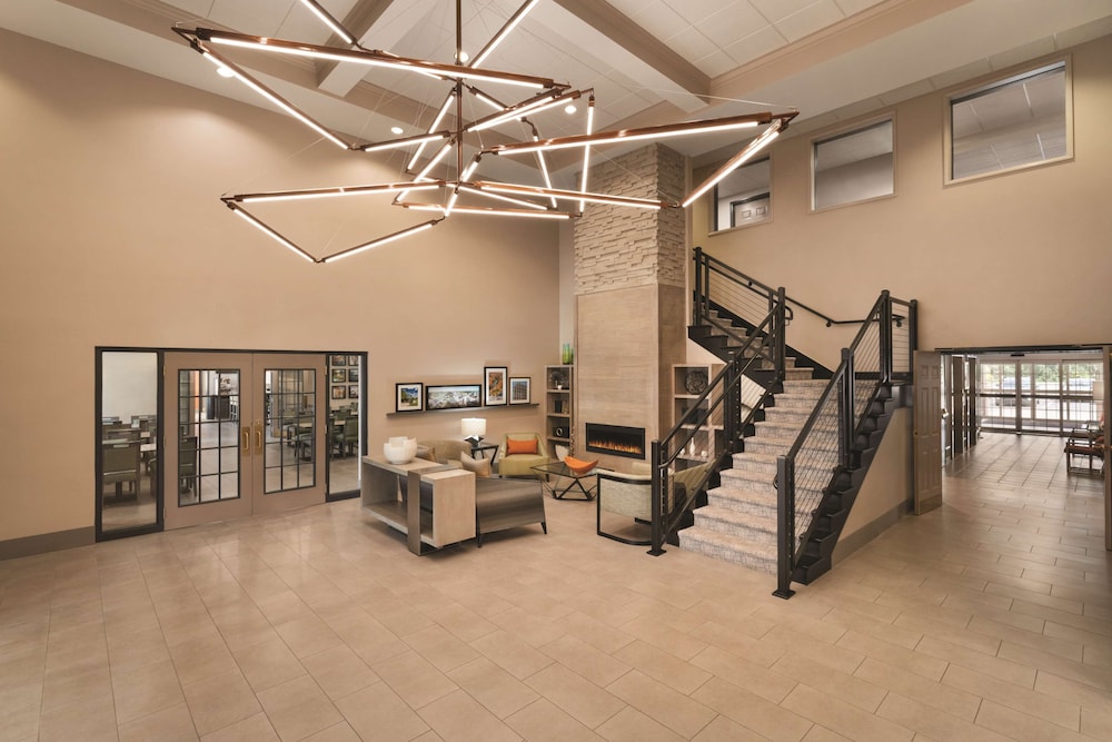 Country Inn & Suites By Radisson Grand Rapids East Mi 24/46