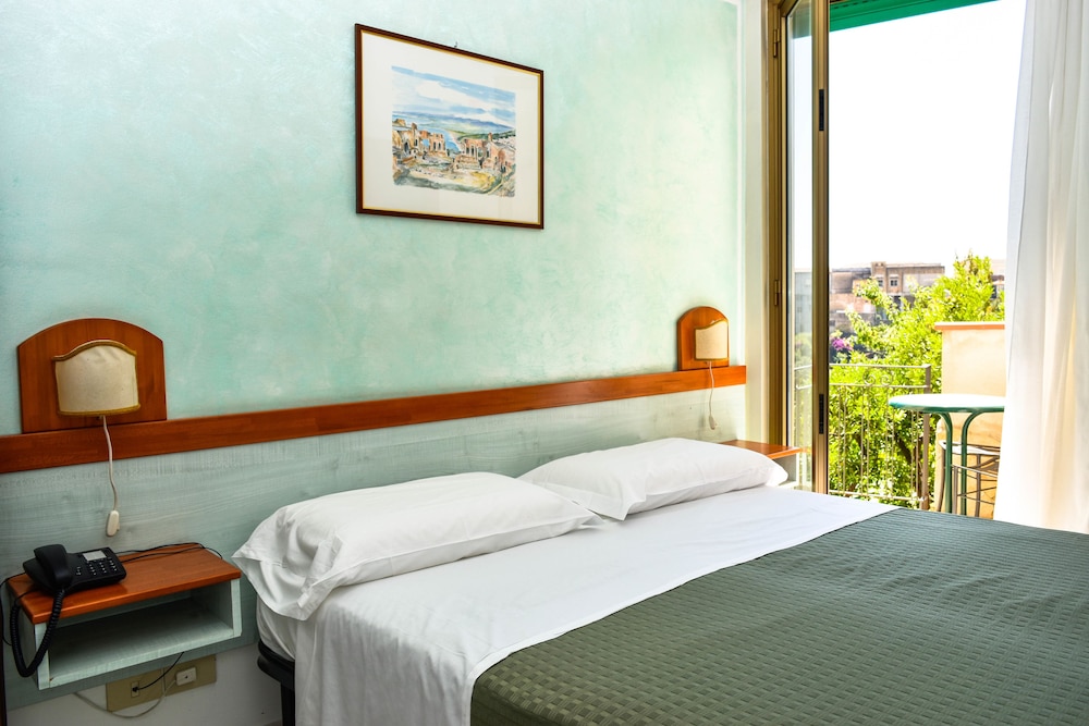 Hotel Condor 15/71