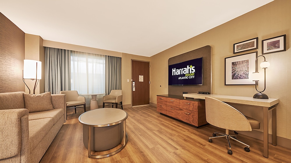 Harrahs Resort Atlantic City - A Caesars Rewards Destination 52/70