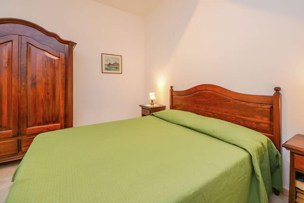 2 BEDROOMS, APARTMENT