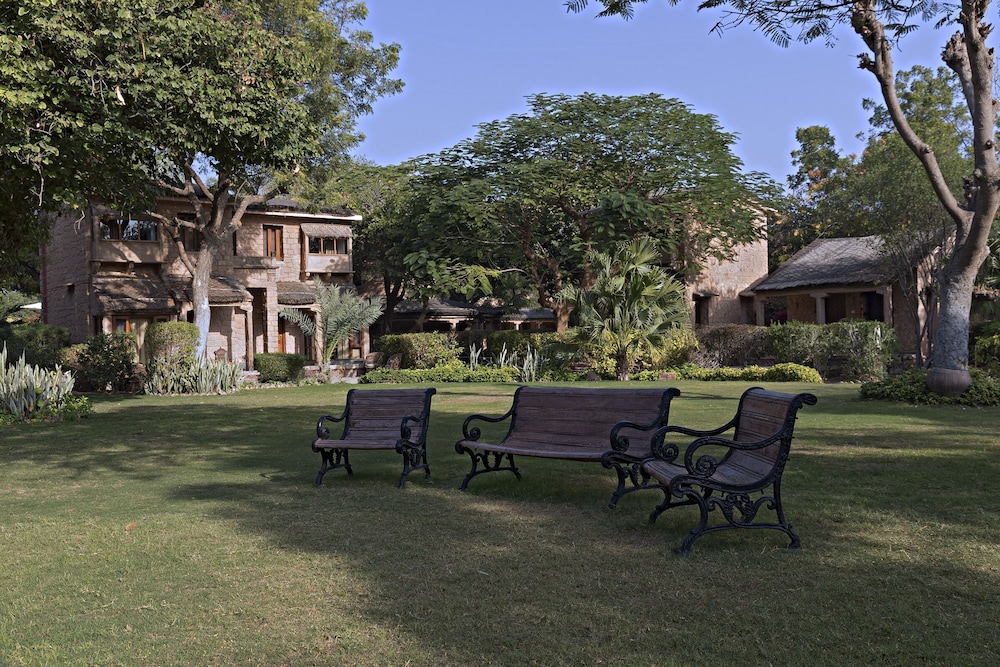 THE MANAVAR RESORT AND CAMP 33/50