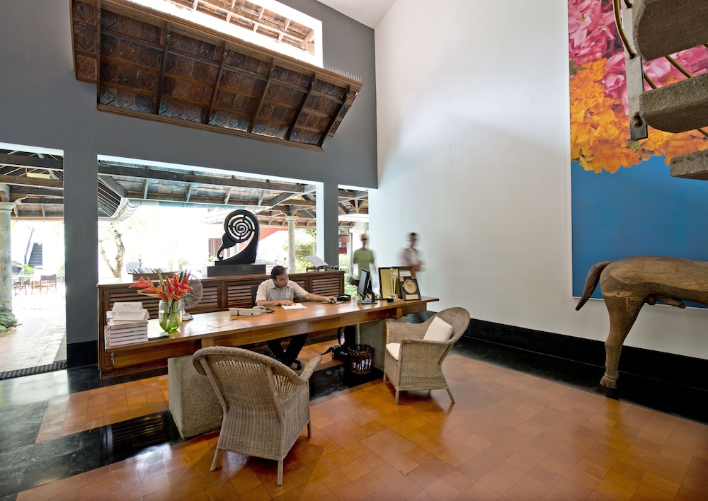 THE MALABAR HOUSE 34/44