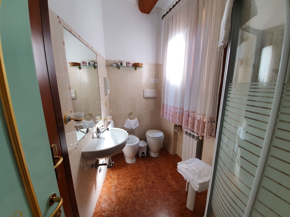 Casa Alla Fenice 43/44