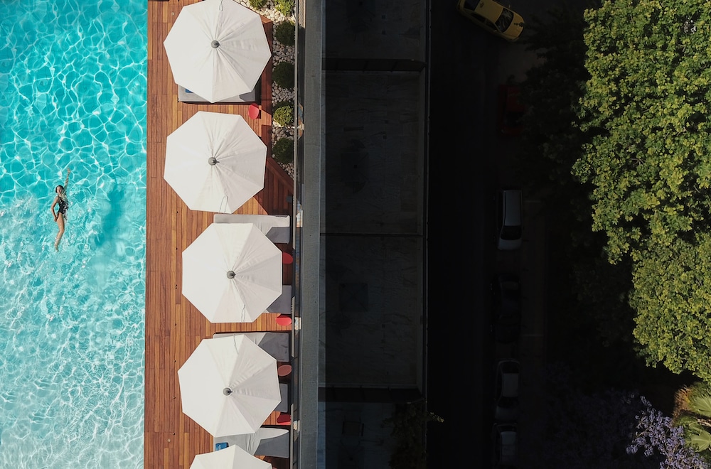 Novotel Athenes 70/73