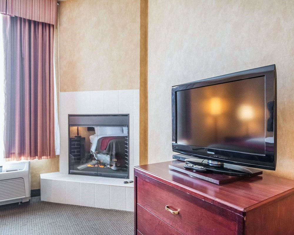 Comfort Inn Sturgeon Falls 18/40