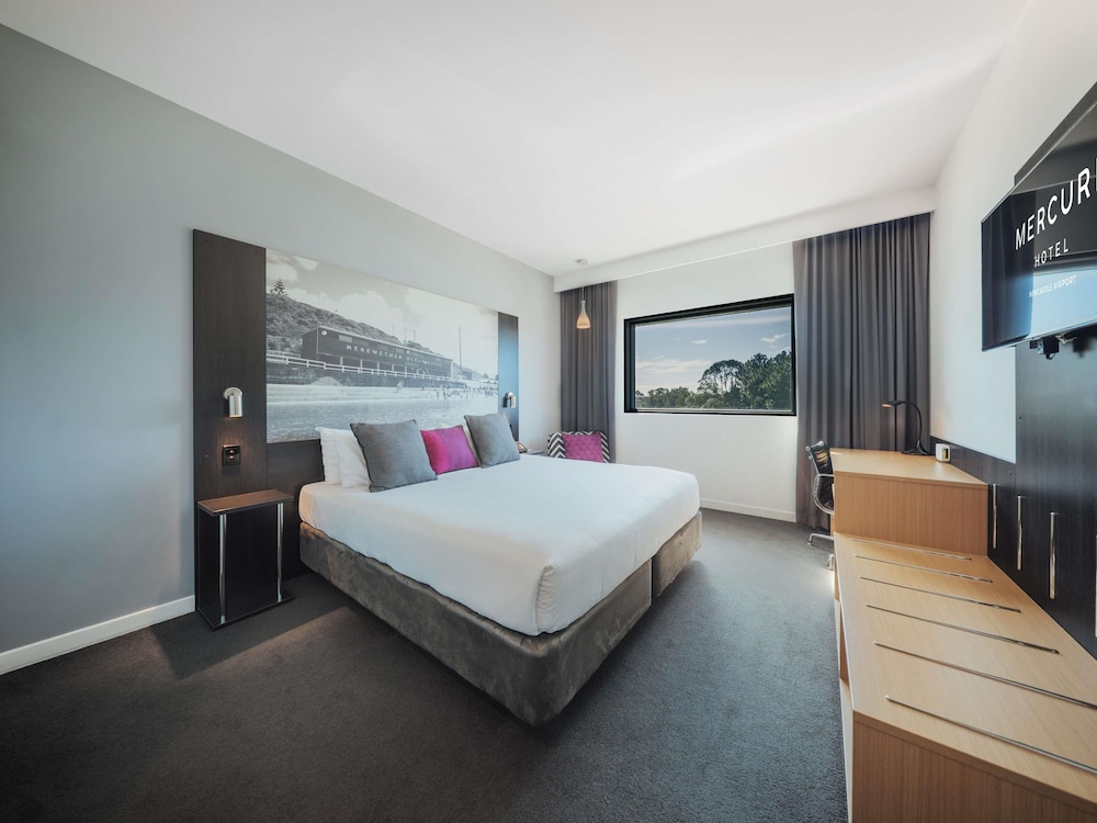 Mercure Newcastle Airport 11/50