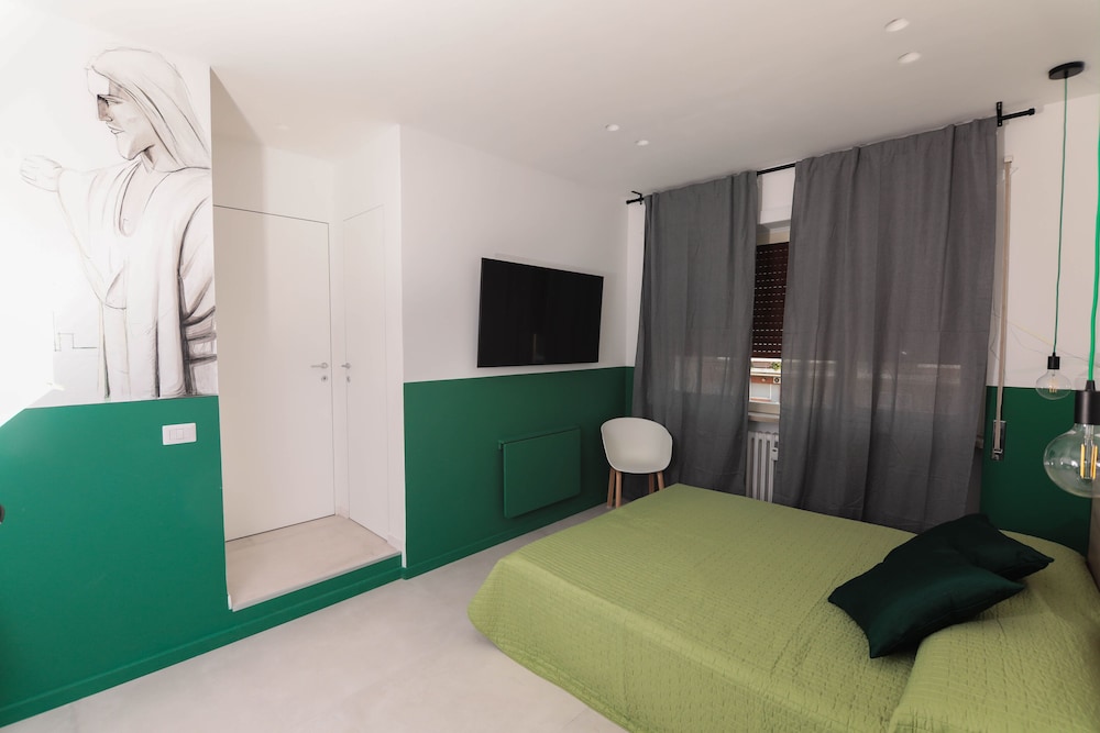 PLATINUM, SUPERIOR, DOUBLE BED